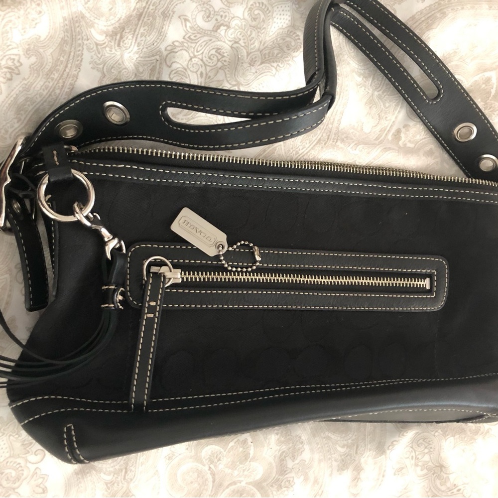 Coach Dark Blue Leather Shoulder Bag
